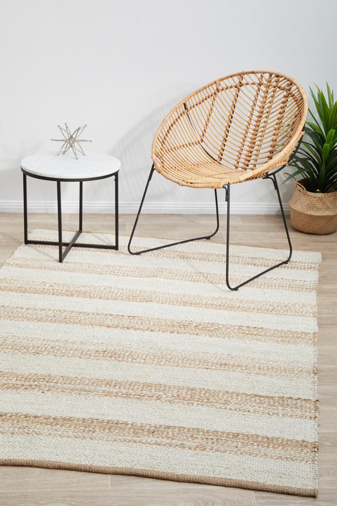 Cooroy 555 Natural White Rug.