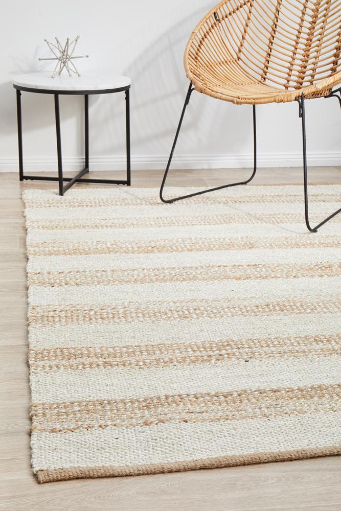 Cooroy 555 Natural White Rug.