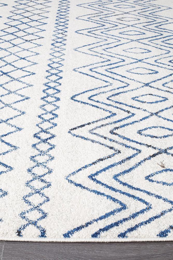 Bayview Nadia White Blue Rustic Tribal Runner Rug.