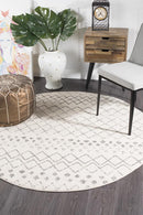 Bayview Selma White Grey Tribal Round Rug.