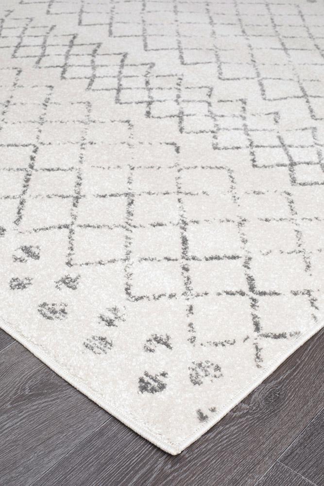 Bayview Selma White Grey Tribal Runner Rug.