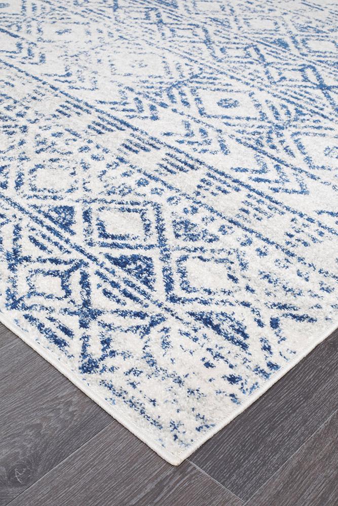 Bayview Ismail White Blue Rustic Runner Rug.