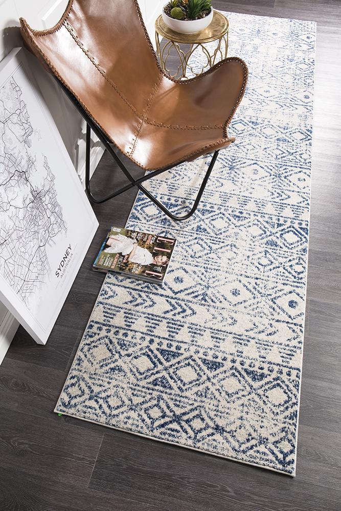 Bayview Ismail White Blue Rustic Runner Rug.