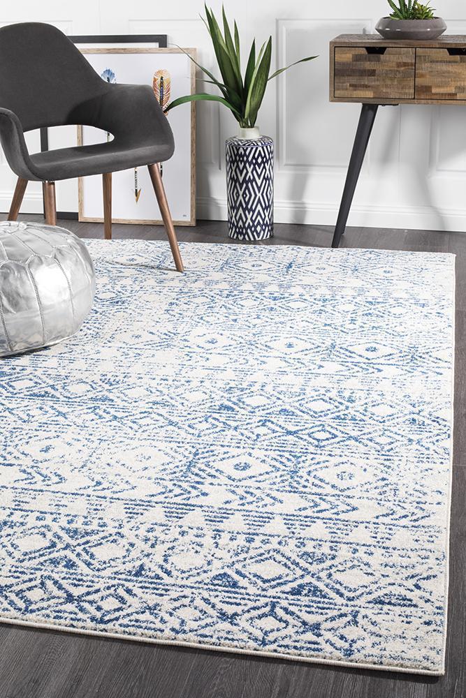 Bayview Ismail White Blue Rustic Rug.