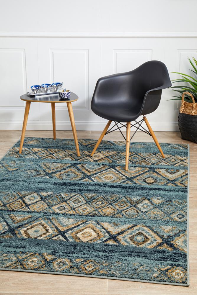 Cambridge Mayfair Contrast Blue Rug.