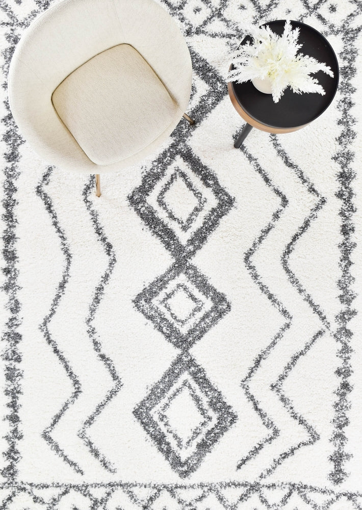 Palermo Shaggy Rug 0B496A Dark Grey.