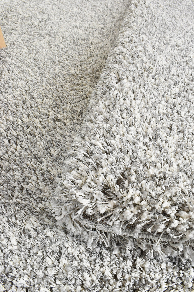 Plain Portland Shaggy Rug Grey.