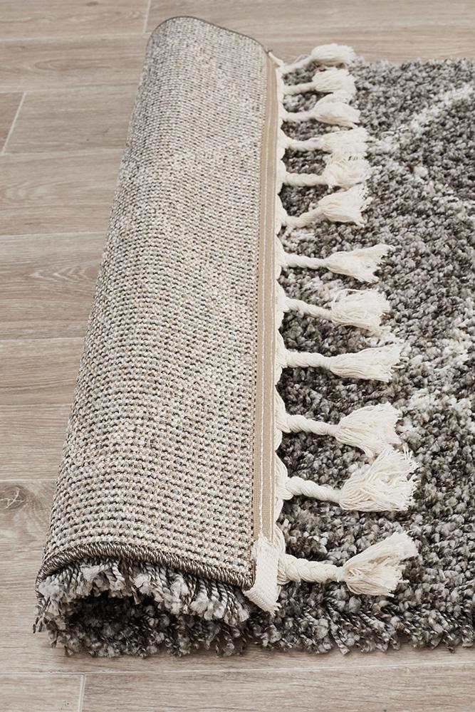 Kesar 11 Grey Runner Rug.