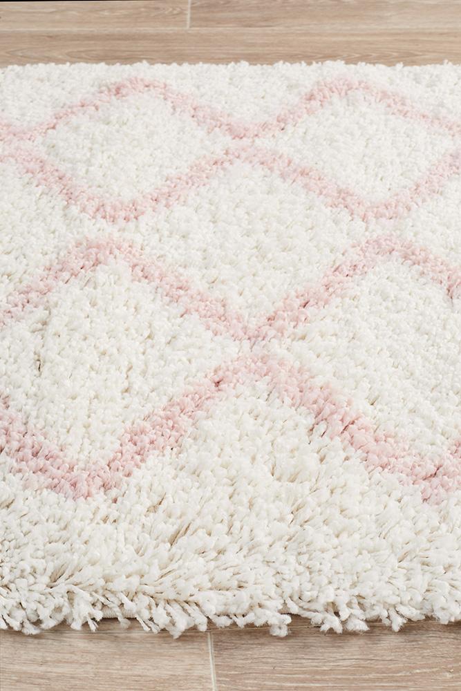 Kesar 11 Pink Runner Rug.