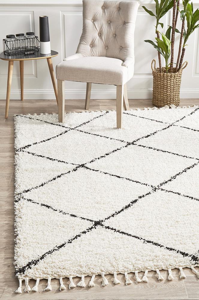 Kesar 22 White Rug.