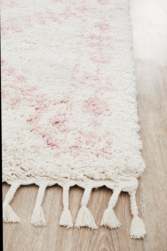 Kesar 33 Pink Rug.