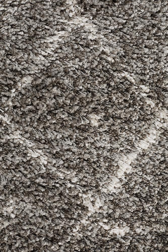 Kesar 44 Grey Runner Rug.