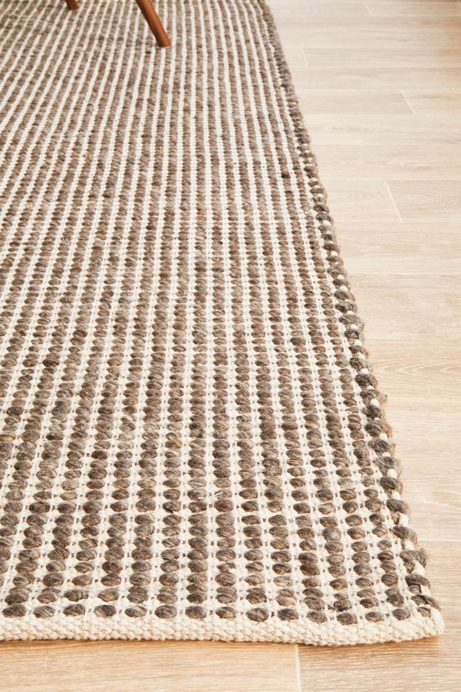 Nordicnavian 300 Brown Rug.