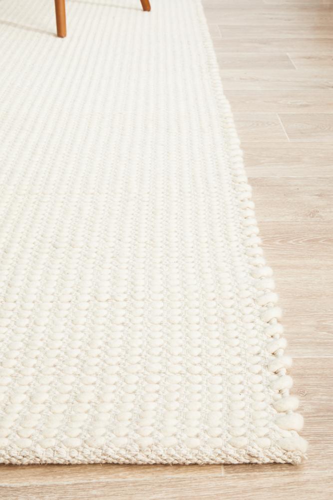 Nordicnavian 300 White Rug.