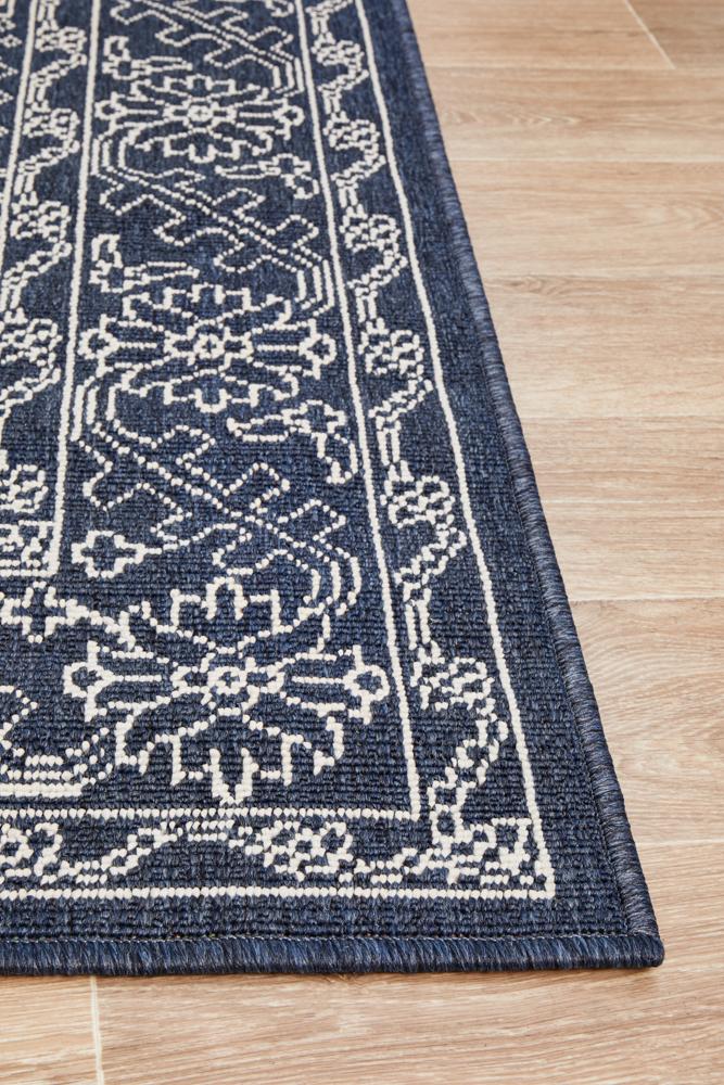 Bahari 5555 Navy Rug.