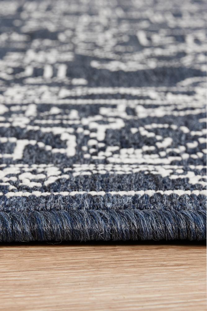 Bahari 5555 Navy Rug.