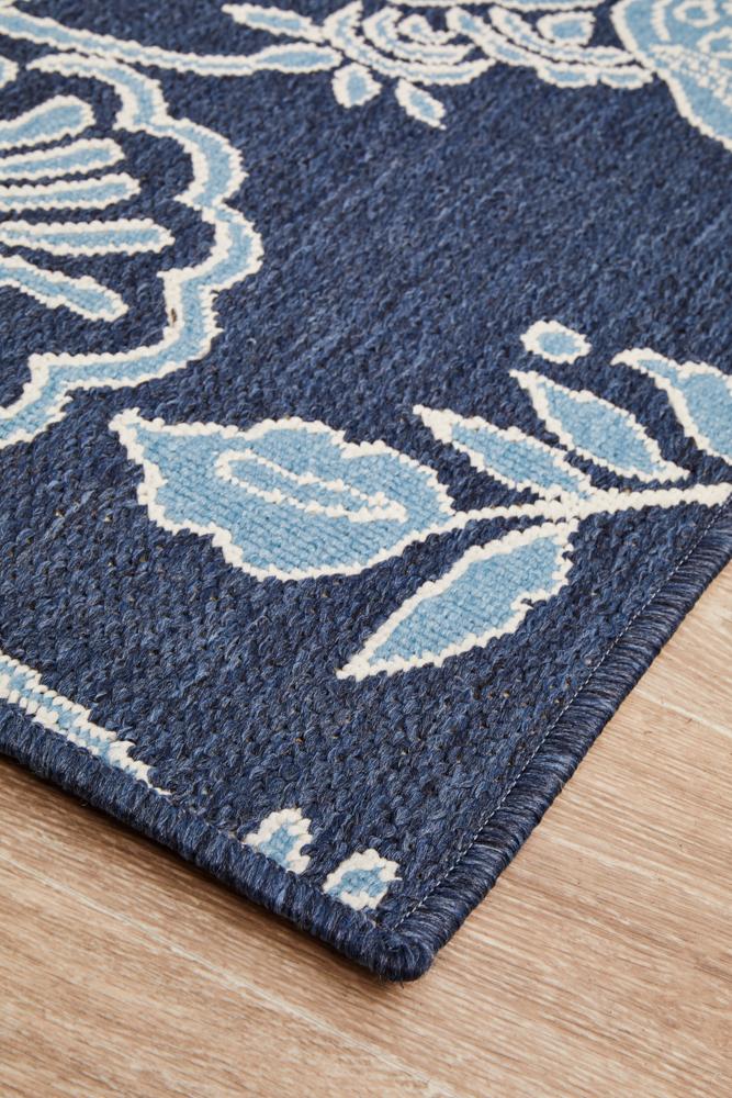 Bahari 7777 Navy Rug.