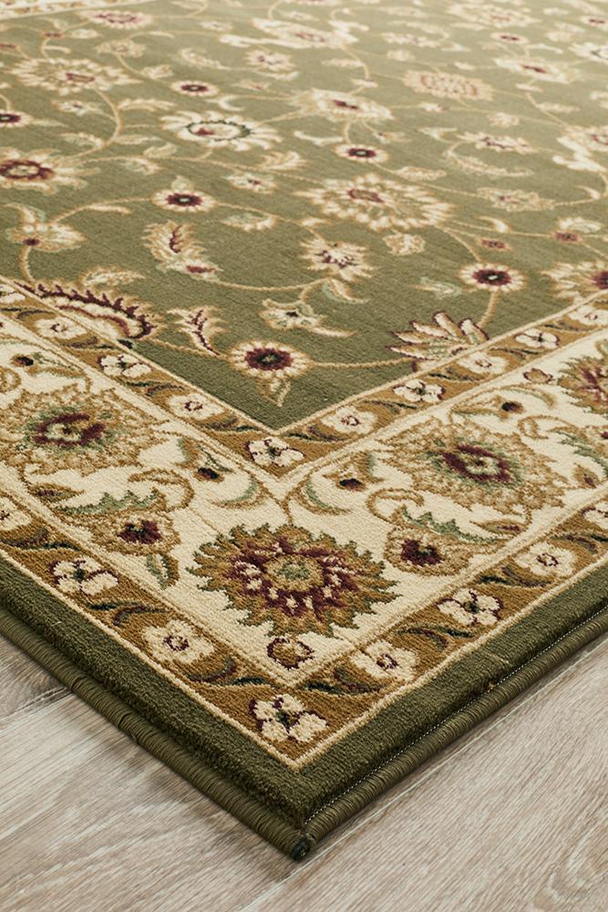 Tuggerah Collection Classic Rug Green with Ivory Border.