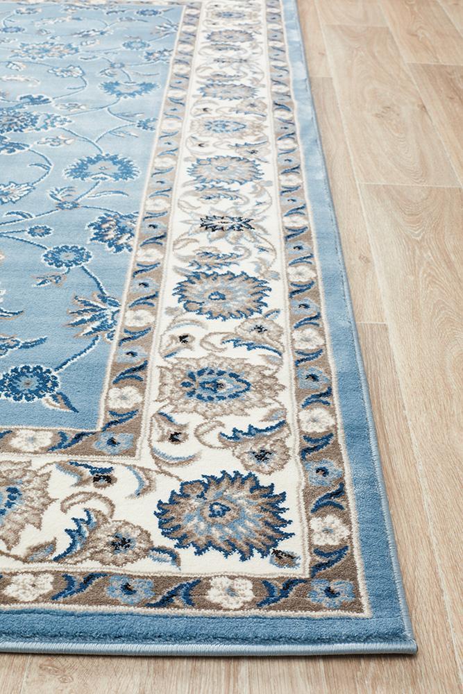 Tuggerah Collection Classic Rug Sky Blue with Blue Border.