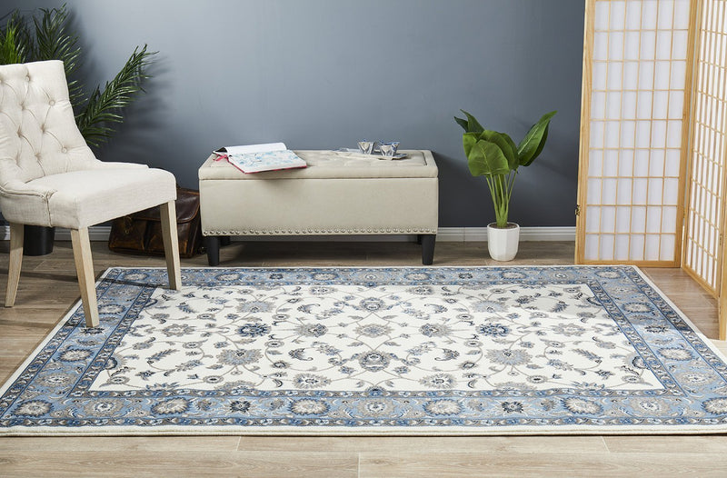 Tuggerah Collection Classic Rug White with Blue Border.