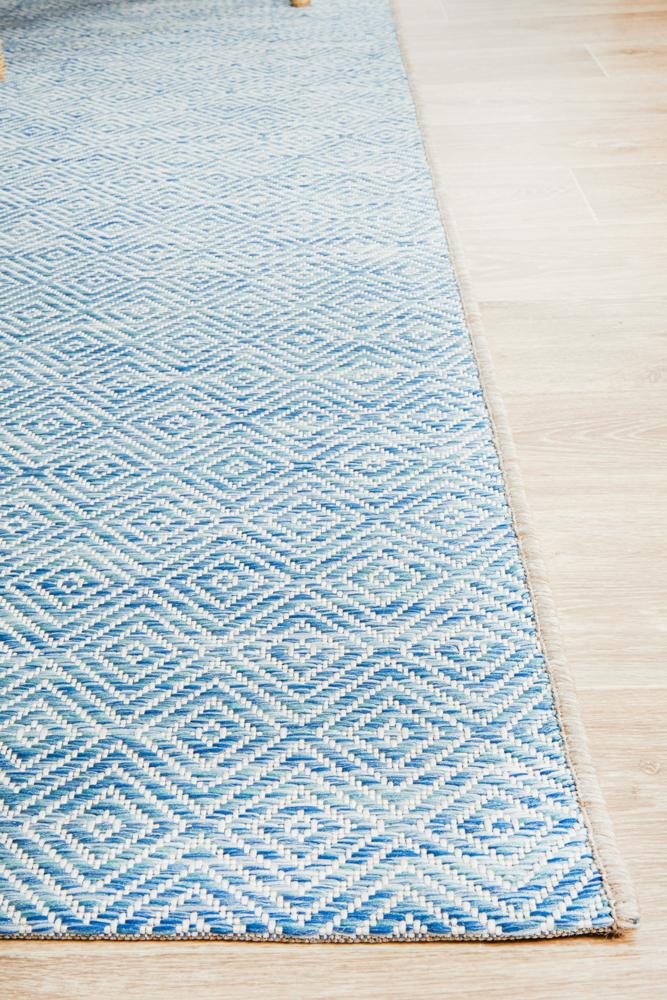 Culture Terrace 5500 Blue.