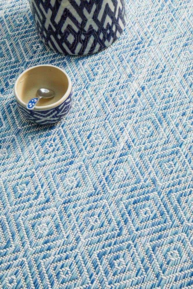 Culture Terrace 5500 Blue.