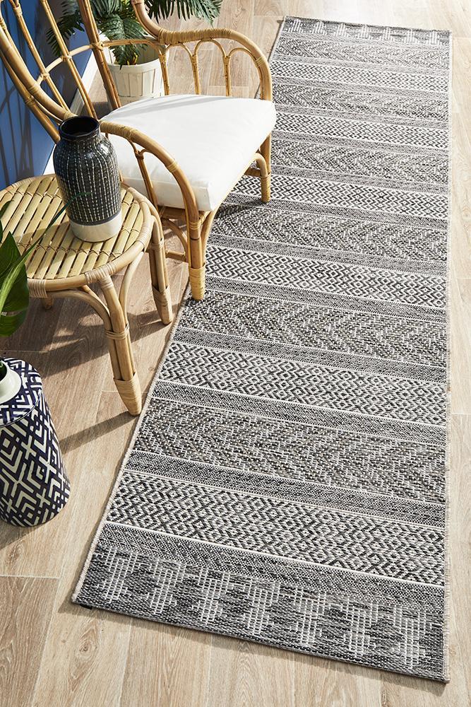 Culture Terrace 5505 Grey Runner Rug.