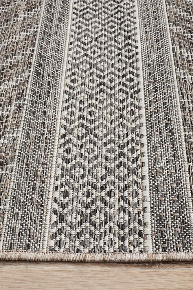 Culture Terrace 5505 Grey Runner Rug.