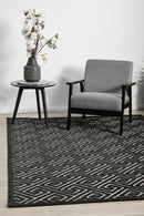 York Alice Black & Gold Rug.
