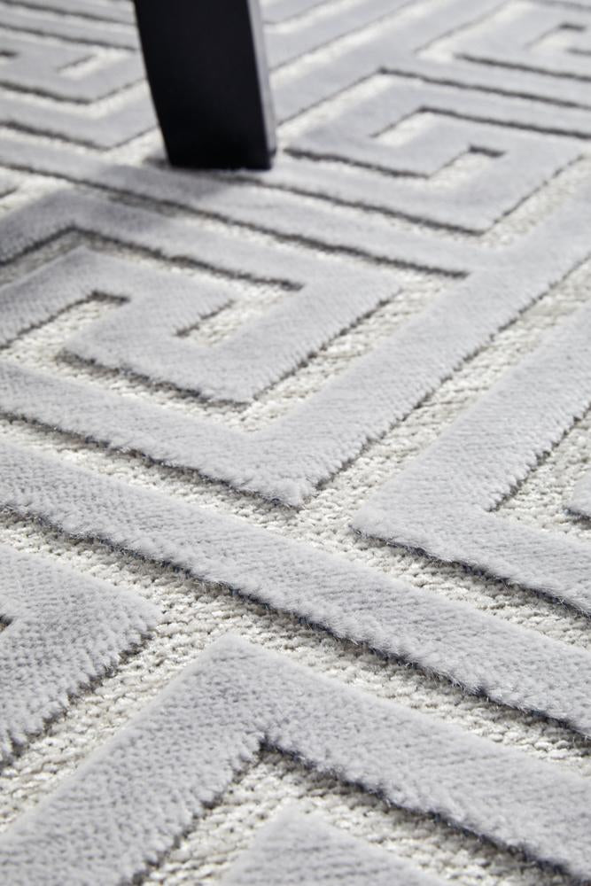 York Alice Silver Runner Rug.