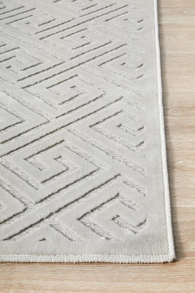 York Alice Natural White Rug.