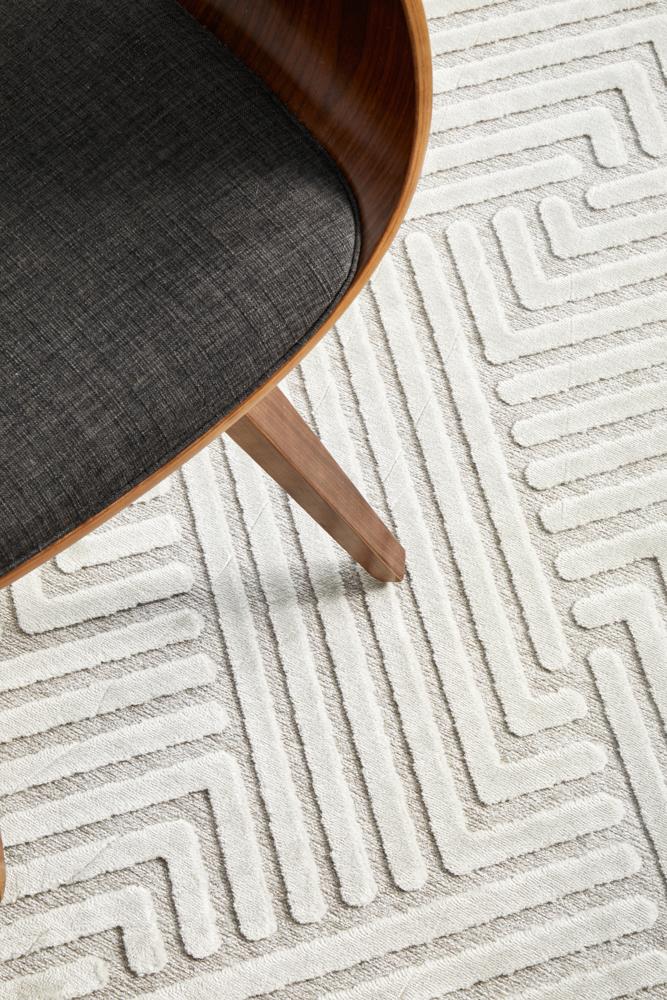 York Cindy  Natural White Runner Rug.